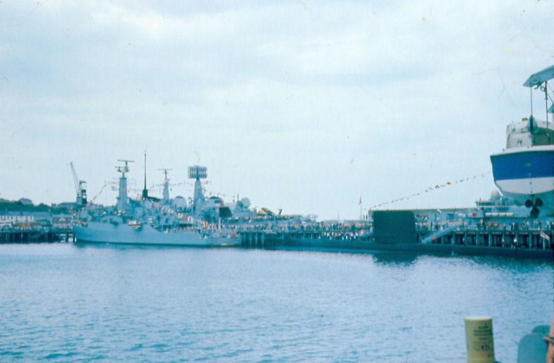 76scan0042_jpg.jpg - Portland Navy Days 1976 -photo©David Marchant