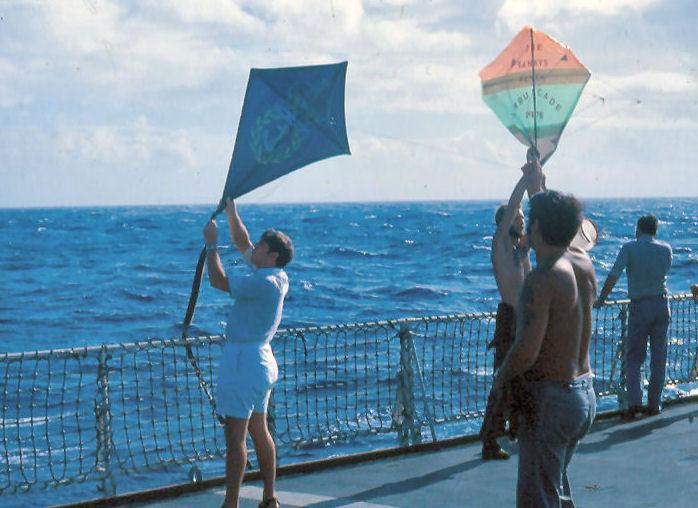 scan0008_jpg.jpg - Kite flying competition - Chiefs' Left - Tanky's Right.photo©David Marchant
