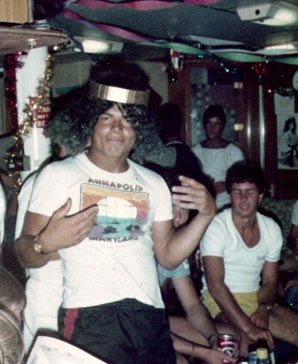 81_D_Christmas_Sharky.jpg - Christmas 1981 Sharky Ward